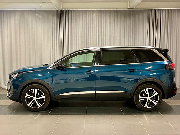 Peugeot 5008 2 of 16