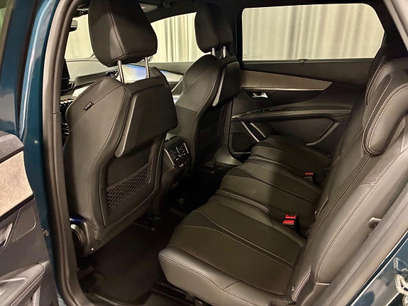 Peugeot 5008 7 of 16