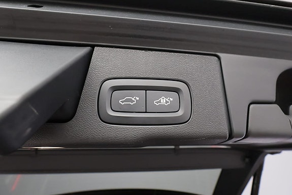 Volvo XC60 18 of 20