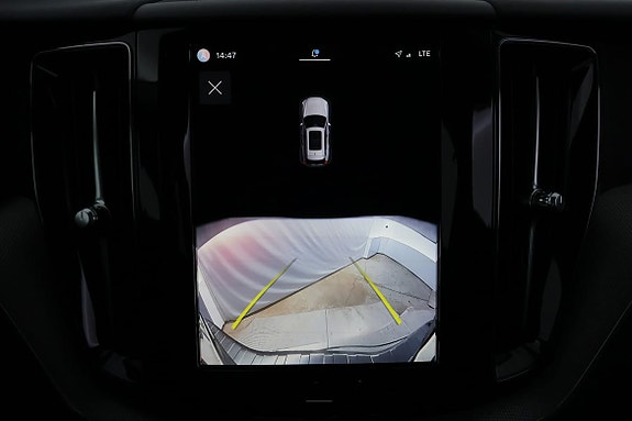 Volvo XC60 11 of 20