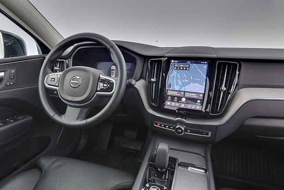 Volvo XC60 8 of 20