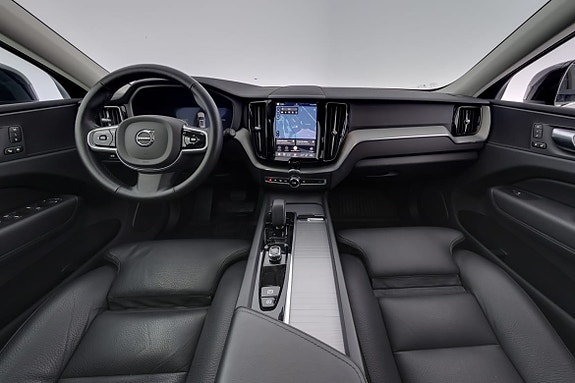 Volvo XC60 7 of 20
