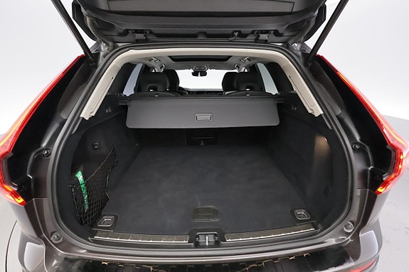 Volvo XC60 17 of 20