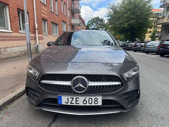 Mercedes-Benz A200 3 of 10