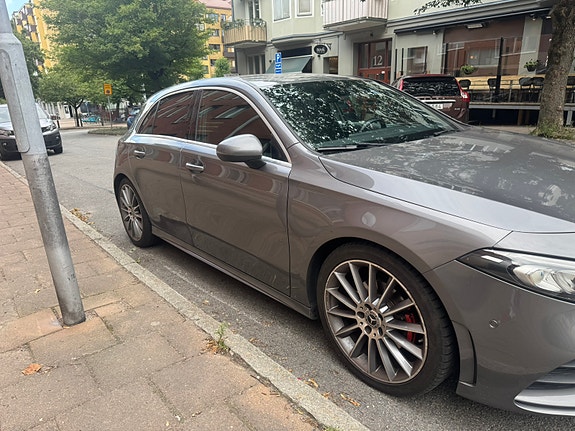 Mercedes-Benz A200 4 of 10