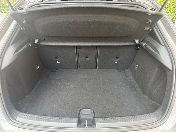 Mercedes-Benz A200 6 of 10