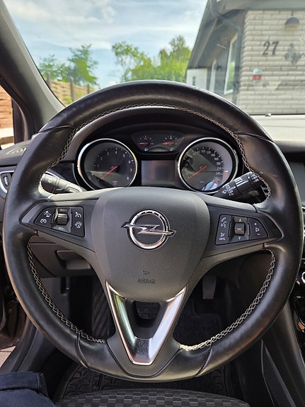 Opel Astra 6 of 10