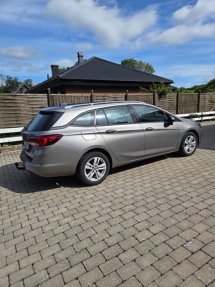 Opel Astra 5 of 10