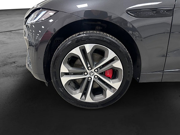Jaguar F-PACE 15 of 15