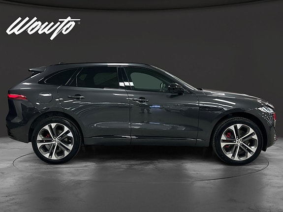 Jaguar F-PACE 3 of 15