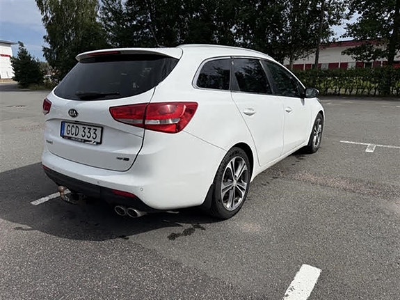 Kia Ceed 4 of 13