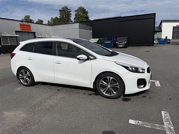 Kia Ceed 3 of 13