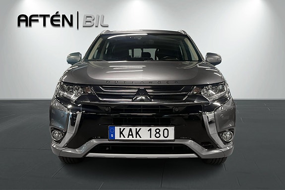 Mitsubishi Outlander 3 of 26