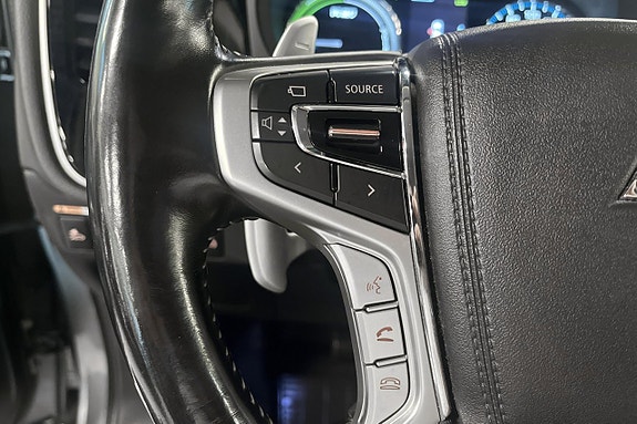 Mitsubishi Outlander 21 of 26