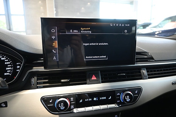 Audi A4 21 of 27