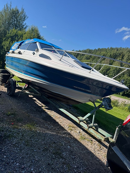 Bayliner 2152 Capri omc 3.0 höstpris 2 of 7