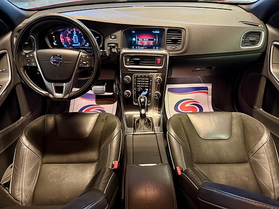 Volvo V60 7 of 19