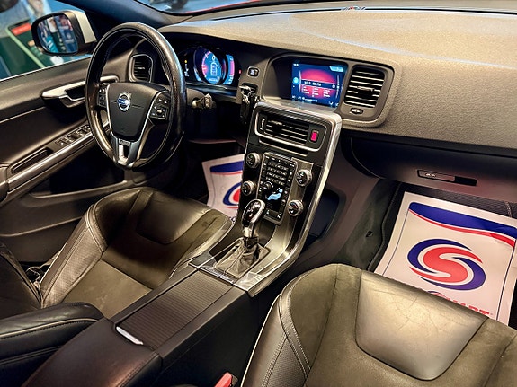 Volvo V60 9 of 19