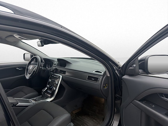 Volvo XC70 16 of 27