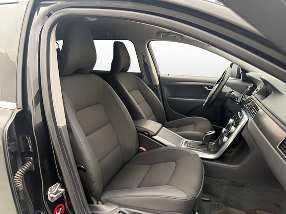 Volvo XC70 15 of 27