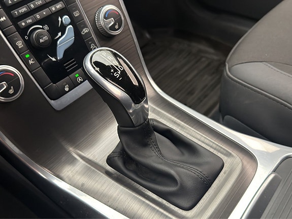 Volvo XC70 24 of 27