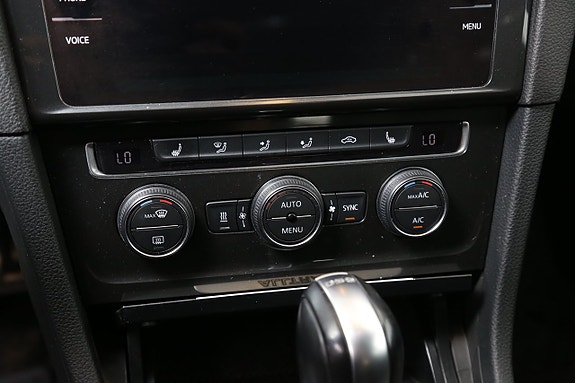 Volkswagen Golf Alltrack 20 of 30