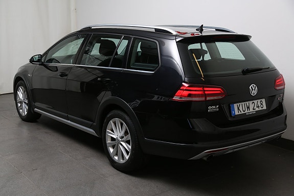 Volkswagen Golf Alltrack 4 of 30