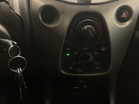 Toyota Aygo 17 of 24