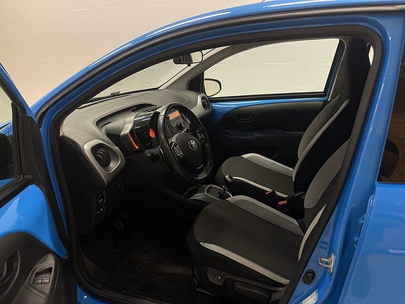 Toyota Aygo 10 of 24