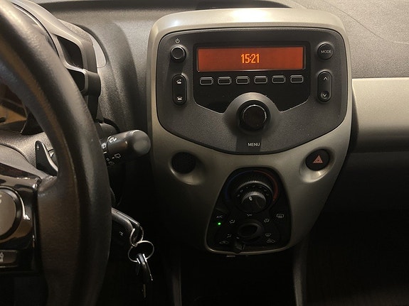 Toyota Aygo 18 of 24