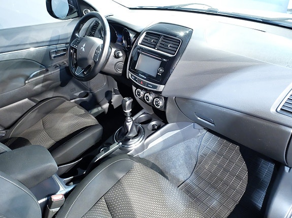 Mitsubishi ASX 5 of 9