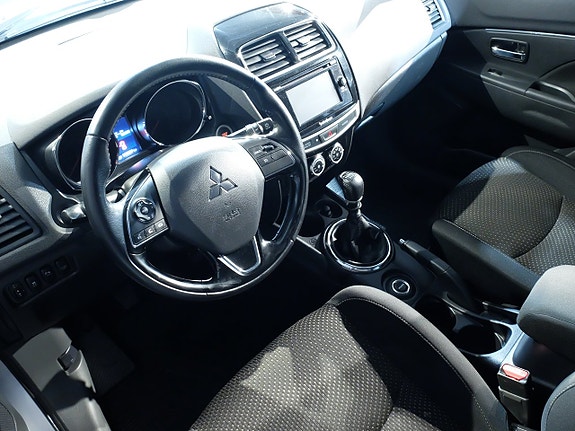 Mitsubishi ASX 8 of 9