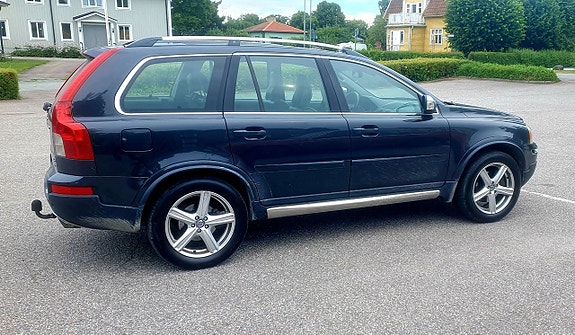 Volvo XC90 4 of 5