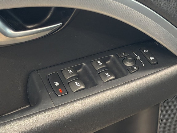Volvo V70 26 of 27
