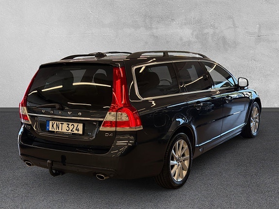 Volvo V70 5 of 27