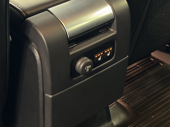 Volvo V70 18 of 27