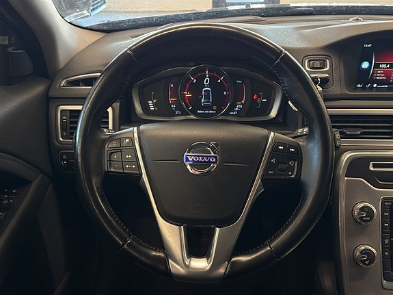 Volvo V70 15 of 27