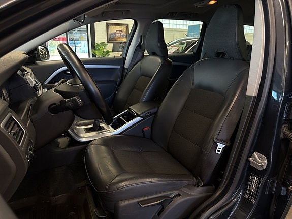 Volvo V70 16 of 27