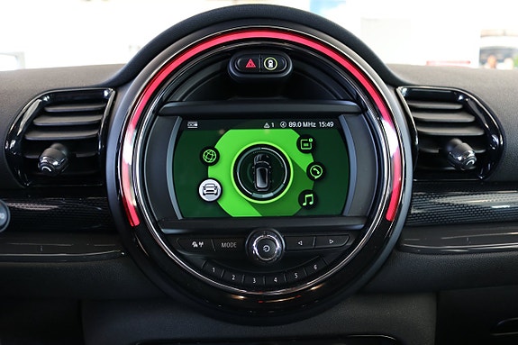 MINI Clubman Cooper S 14 of 21
