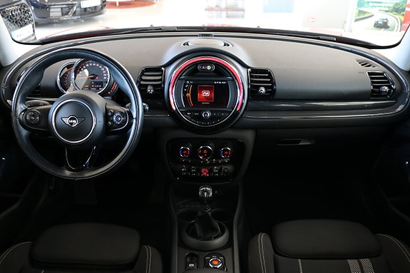 MINI Clubman Cooper S 13 of 21