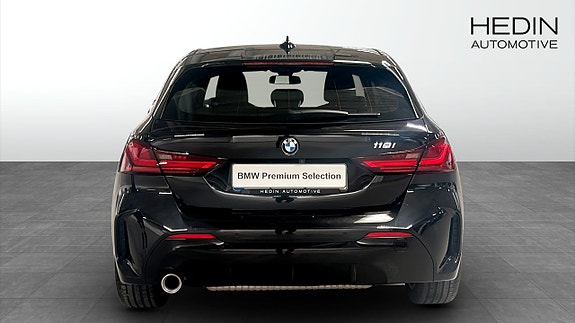 BMW 118i 7 of 9