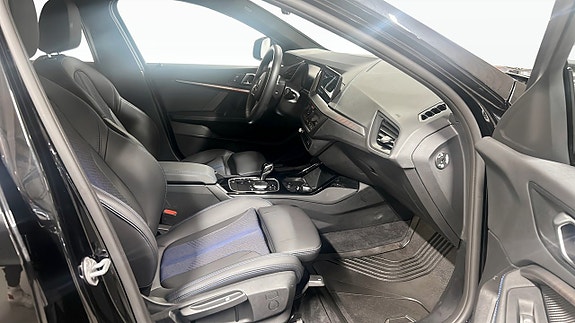 BMW 118i 3 of 9