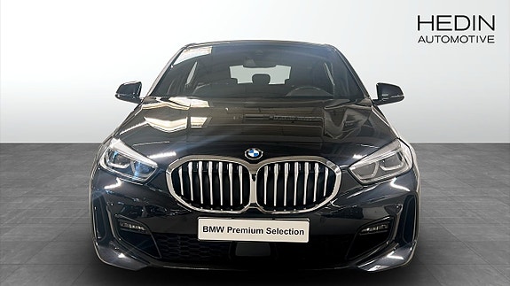 BMW 118i 8 of 9