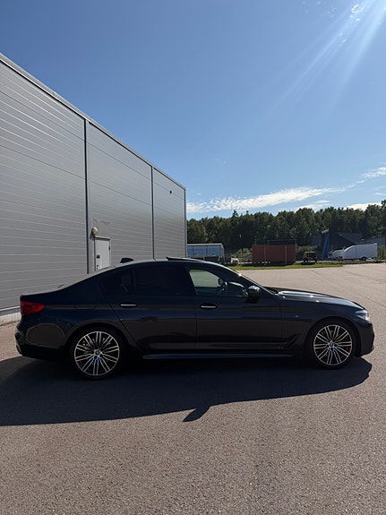 BMW 530d 6 of 15