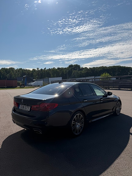 BMW 530d 5 of 15