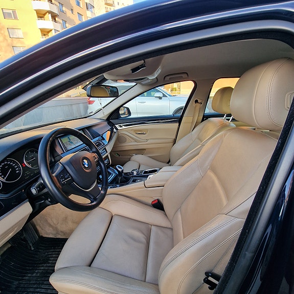 BMW 520d 8 of 15
