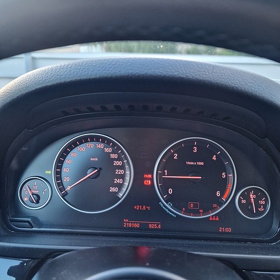 BMW 520d 13 of 15