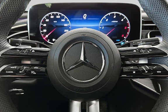 Mercedes-Benz E220 d 16 of 18