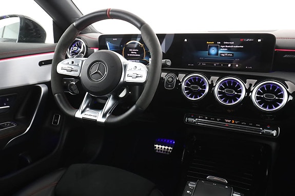 Mercedes-Benz CLA45 14 of 30