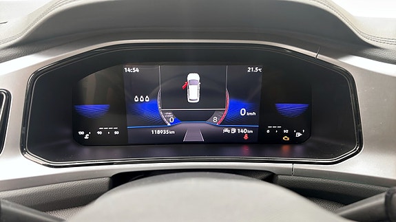 Volkswagen T-Roc 9 of 12